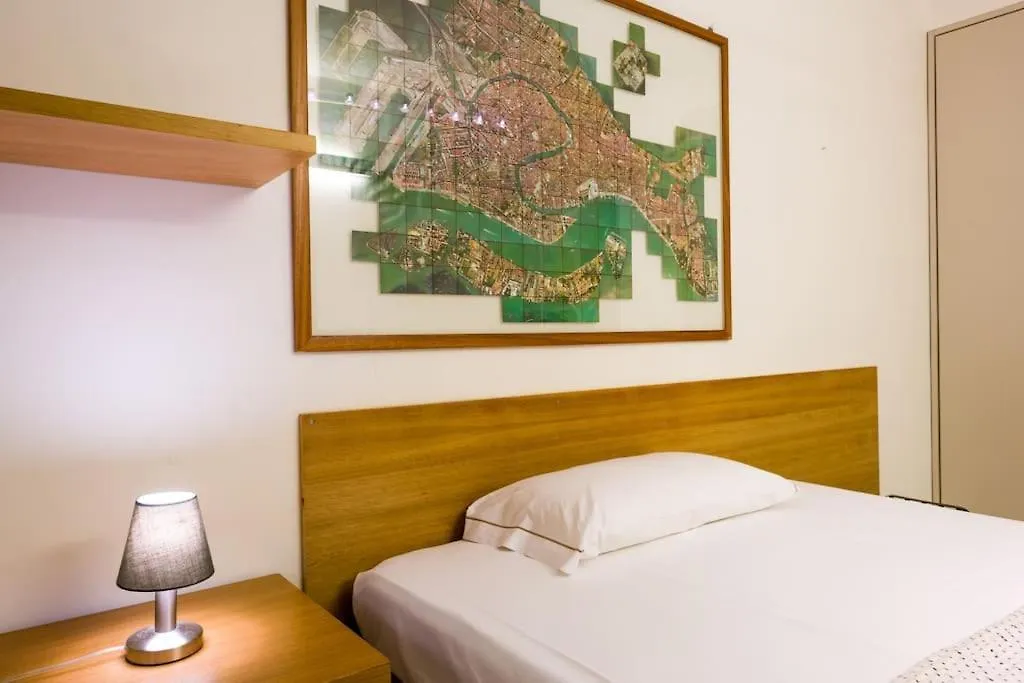 San Felice Modern Apartment Venice 0*,